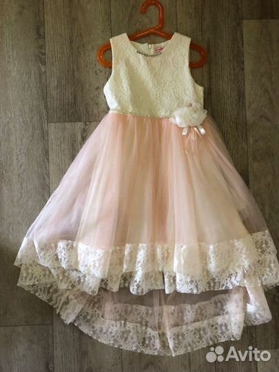 Платье для девочки нарядное