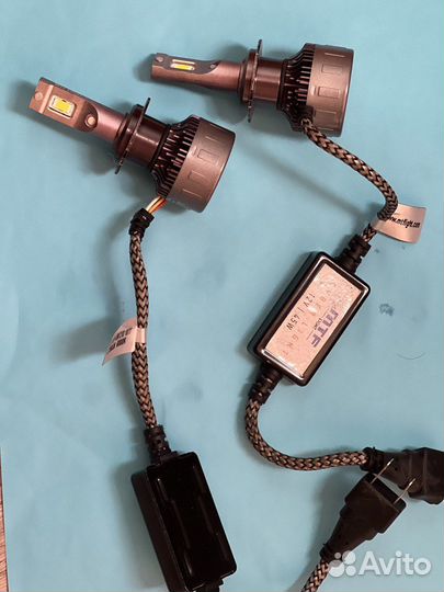 Автомобильные светодиодные лампы H7/H18 MTF Cyber