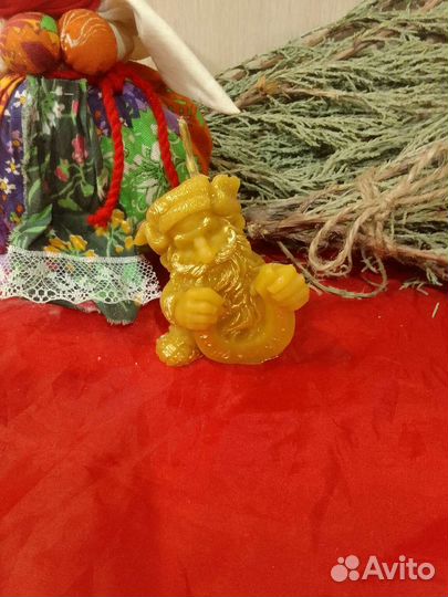 Свеча домовой