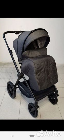 Новая прогулочная коляска с реверсивным блоком