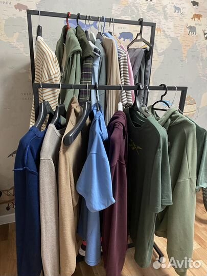 Вешалка для одежды напольная металлическая