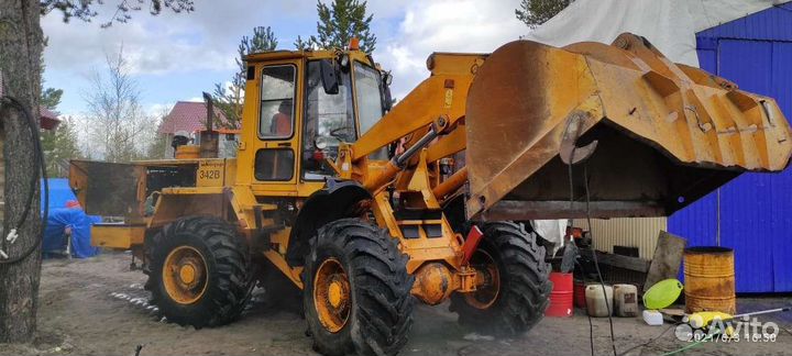 Машинист фронтального погрузчика вахта