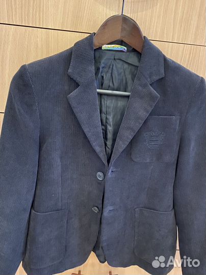 Пиджак на мальчика 140