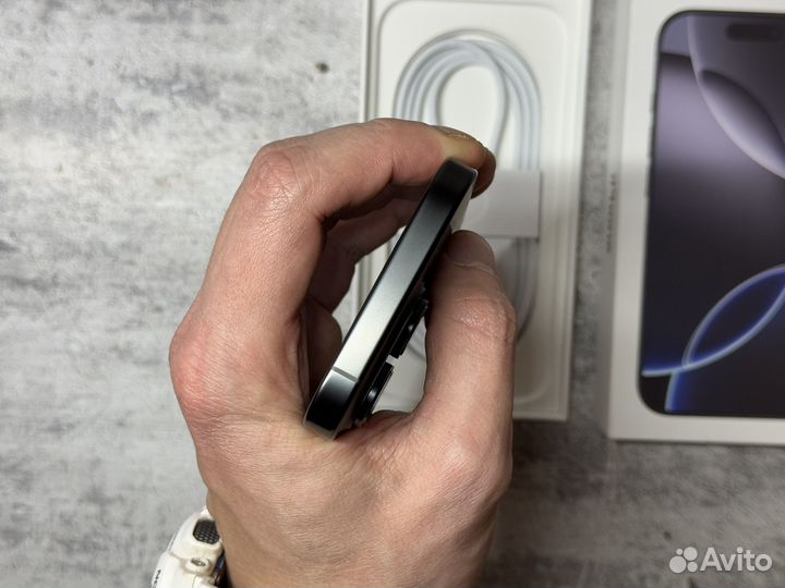 iPhone 16 Pro, 256 ГБ
