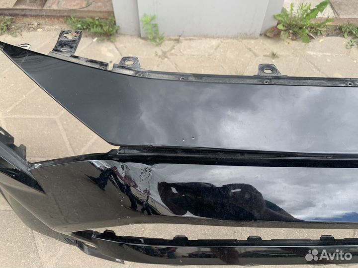 Передний бампер Toyota Rav4 2021 г.в