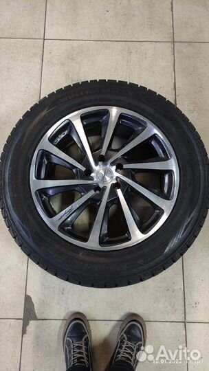 Dunlop Winter Maxx SJ8 235/60 R18