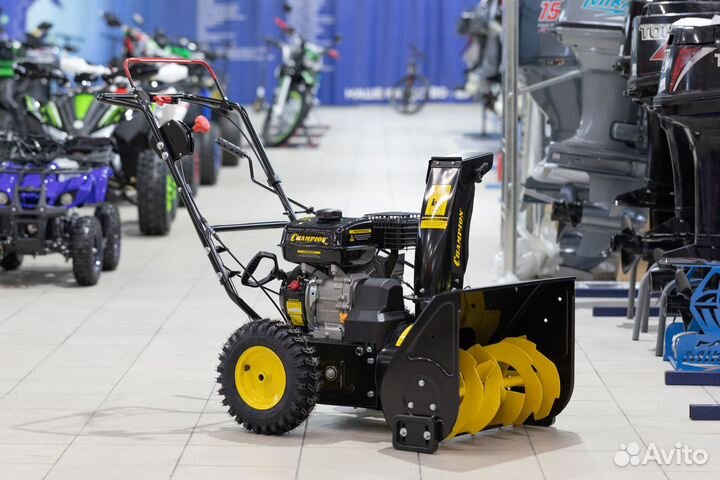 Снегоуборщик champion 556 ST