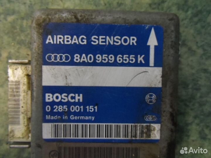 Блок управления подушками безопасности Audi A8 D2