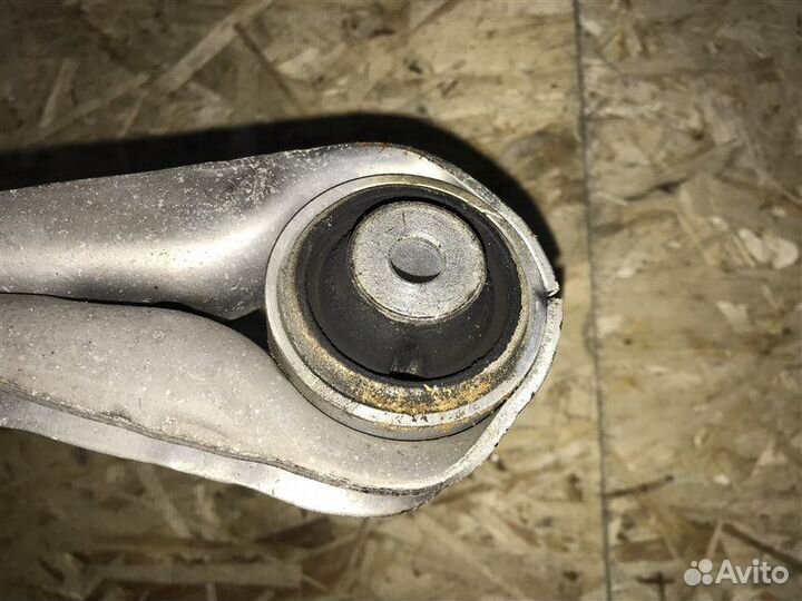 Рычаг передний левый Mercedes-Benz E-Class W211