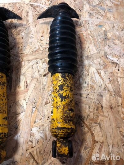 Амортизатор подвески передний Mazda Bt50 пикап