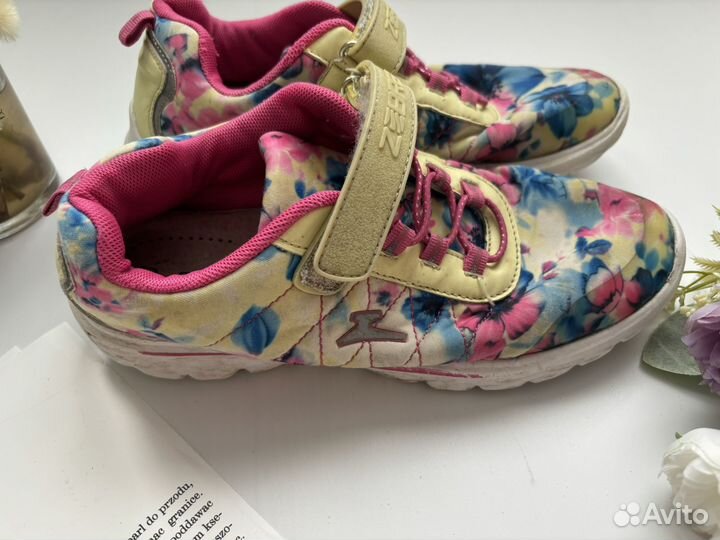 Кроссовки на девочку 36 zebra