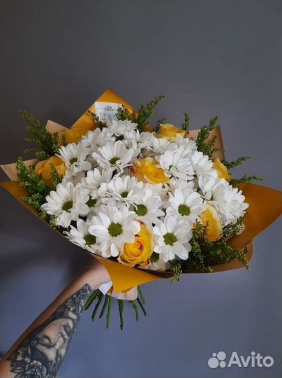 Букет с ромашками