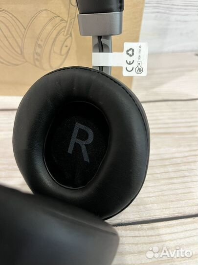 Беспроводные наушники