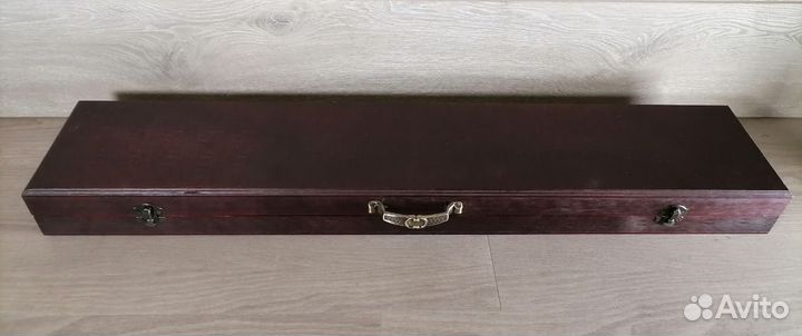 Деревянная коробка LUX красная для 6 шампуров