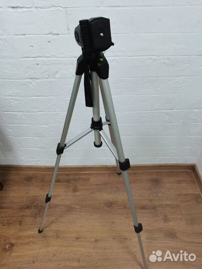 Штатив для фотоаппарата