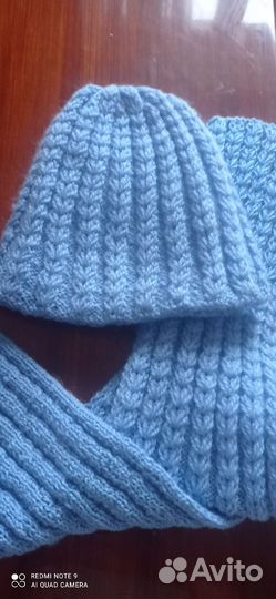 Комплект шапка и шарф новый женский