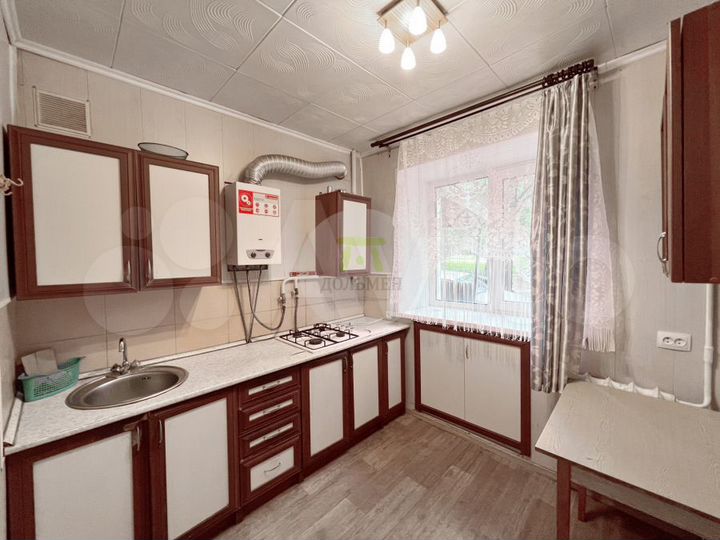 3-к. квартира, 55 м², 1/5 эт.