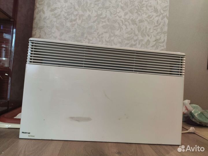 Обогреватель электрический настенный