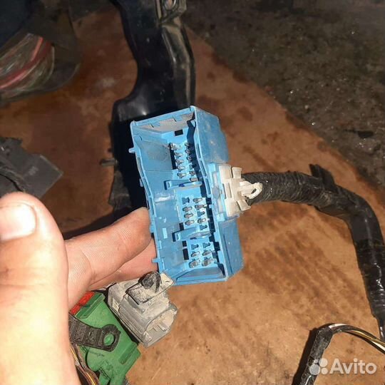 Подкапотная проводка мазда форд