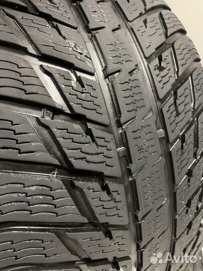 Nokian Tyres WR SUV 3 315/35 R20 110V