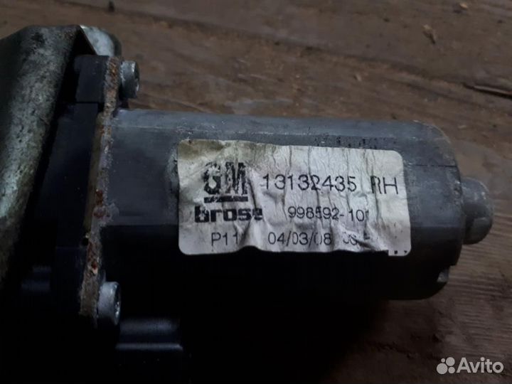 Стеклоподъемник электрический передний правый Ope