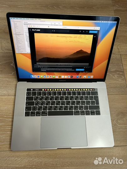 Apple MacBook Pro 15.6-inch 2019