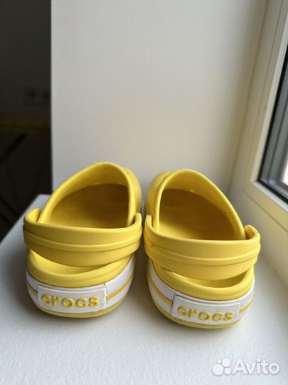 Crocs j1