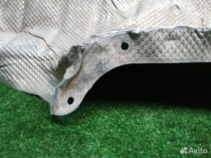 Экран тепловой Bmw X3 F25 3.0 (N52B30AF) 2011