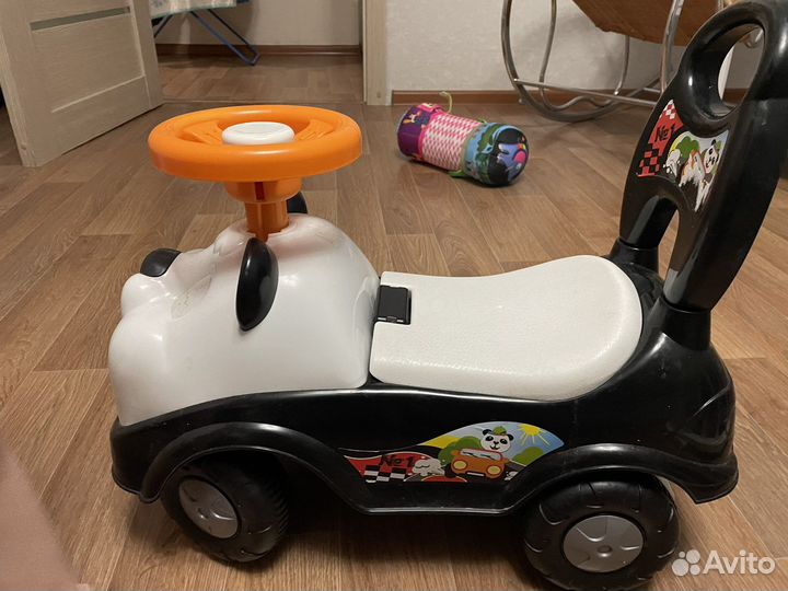 Машинка-каталка панда