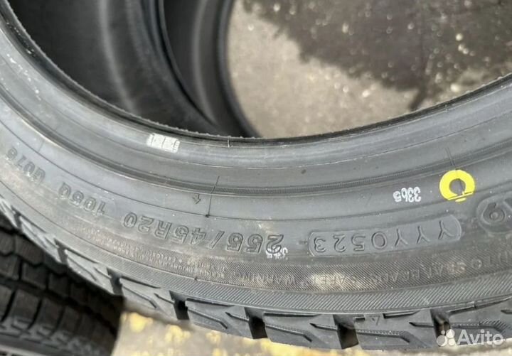 Yokohama Ice Guard G075 235/50 R20 и 255/45 R20 104Q