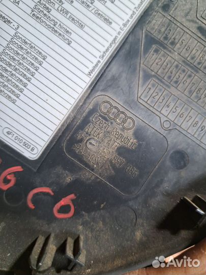 Накладка торпеды Audi A6 C6