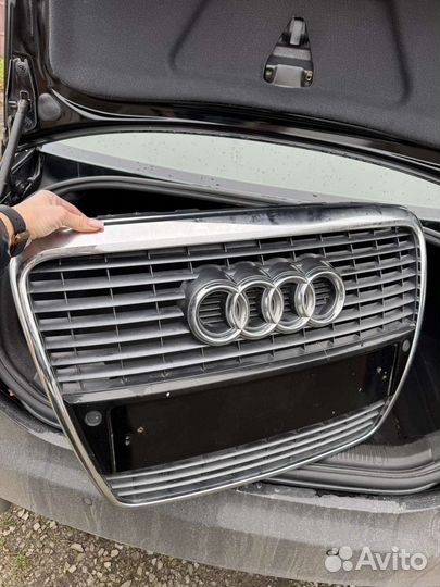Решетка радиатора audi a6c6