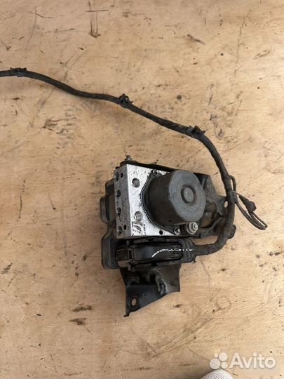 Блок ABS Nissan Qashqai J11 2013-2019