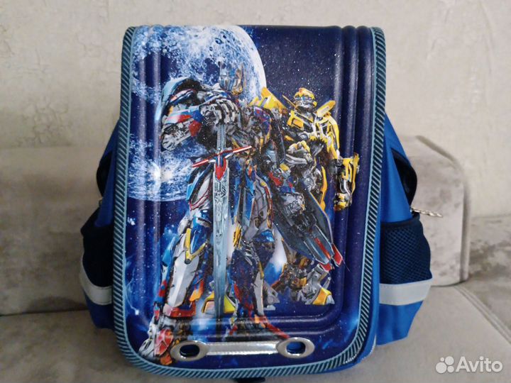 Рюкзак школьный для мальчика новый