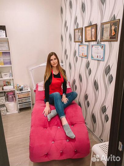 Кушетка для наращивания ресниц и косметолога