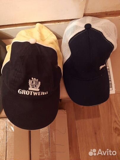 Бейсболки и кепки новые и б.у