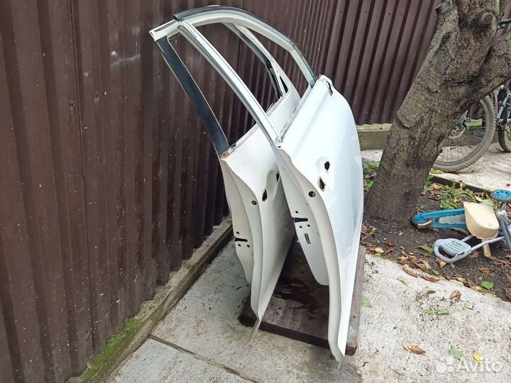 Lexus RX 3 270 300 450 Дверь передняя правая