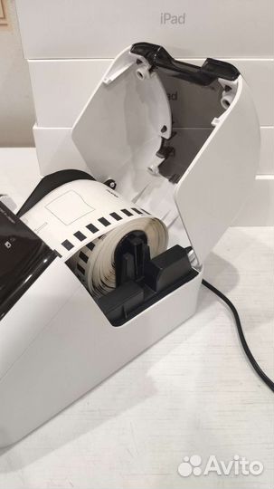 Принтер этикеток Brother QL-810w