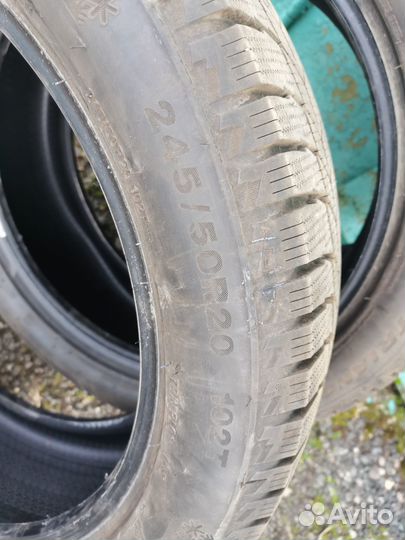 Triangle Snowlink TWT02 245/50 R20 102T