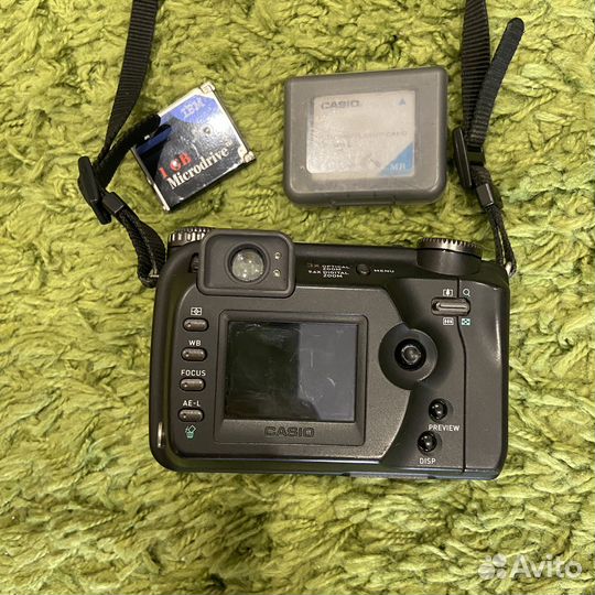 Фотоаппарат Casio QV-4000 / 4.1 MP / CCD 2yk