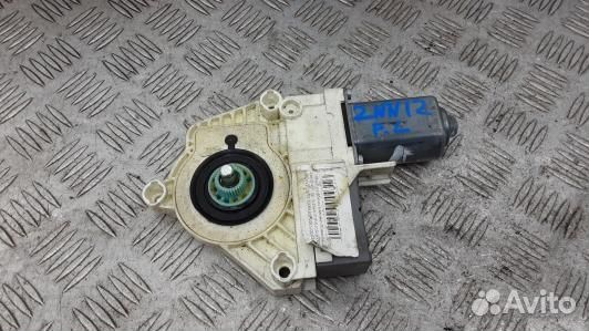 Моторчик стеклоподъемника переднего левого land ro