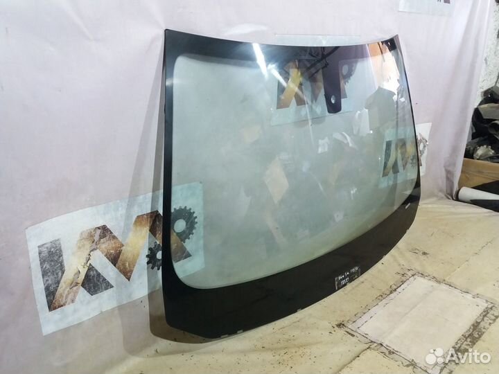 Лобовое стекло BMW F10 18881