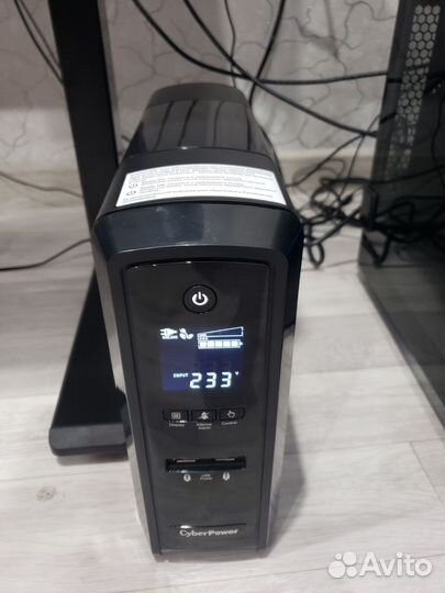 Ибп CyberPower CP1500epfclcd