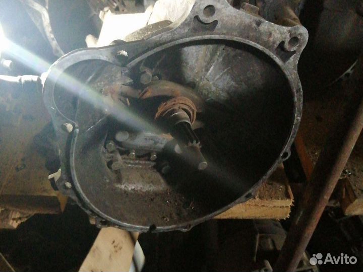 МКПП Mercedes Benz 115