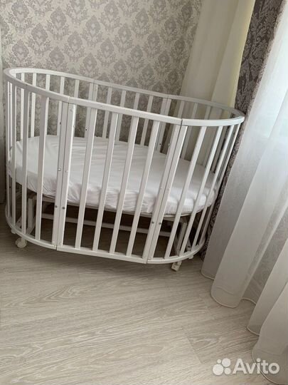 Детская кроватка трансформер с маятником