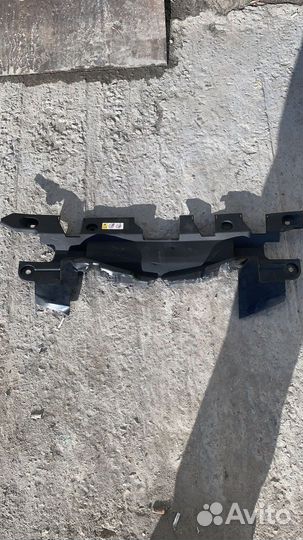 Накладка панели замка Toyota Rav4