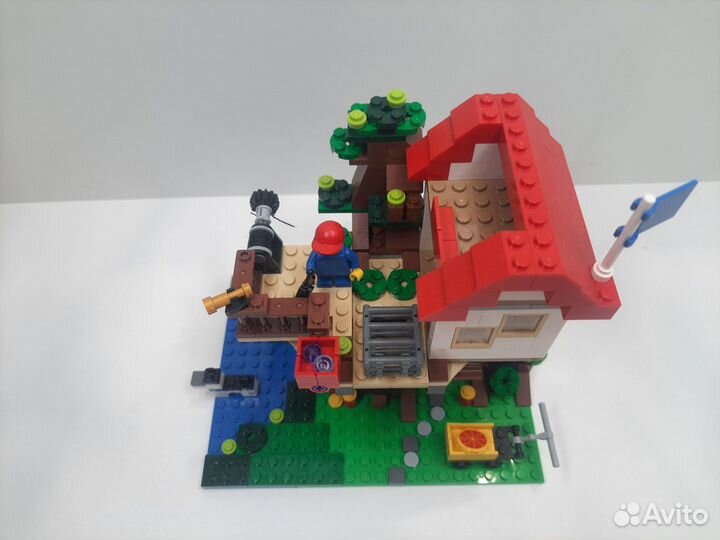 Lego Creator 2 набора: 31009 и 31010
