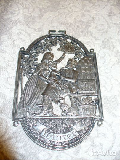 Винтажные подвески из олова