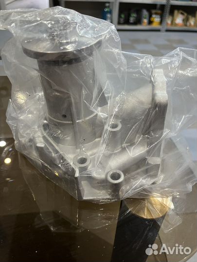 Помпа Mitsubishi 2.5TD