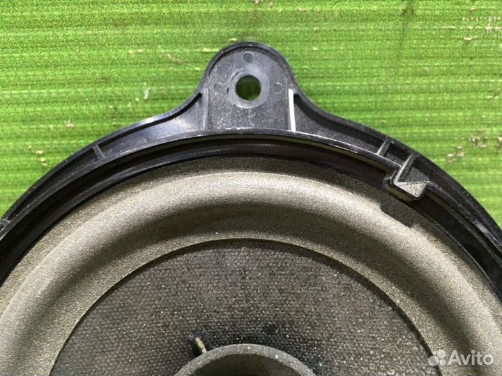 Динамик задний правый Nissan Skyline PV36 VQ35HR